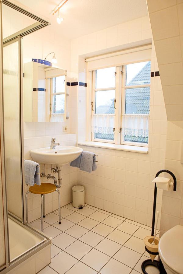 Friesennest Appartement Oldsum Buitenkant foto